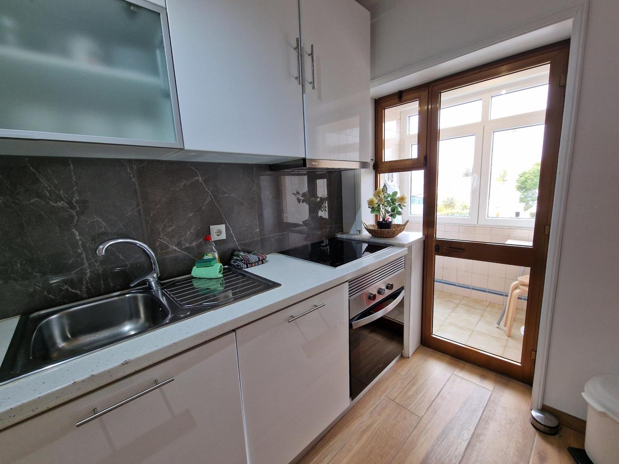 Cozy Apartment With Terrace, Air Cond, Free Parking, By Porto With Love Lda ภายนอก รูปภาพ